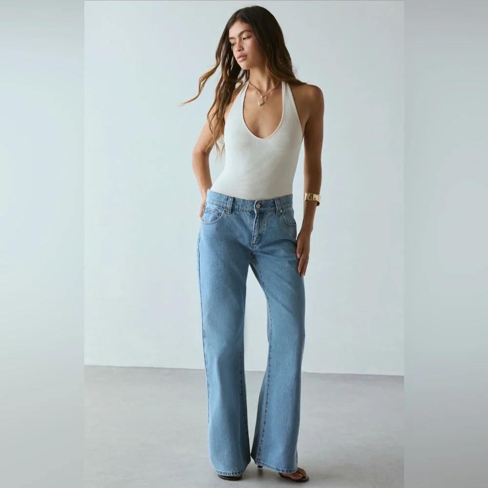 Abrand 99 Gigi Low-Rise Baggy Flare Jean - Picture 1 of 4